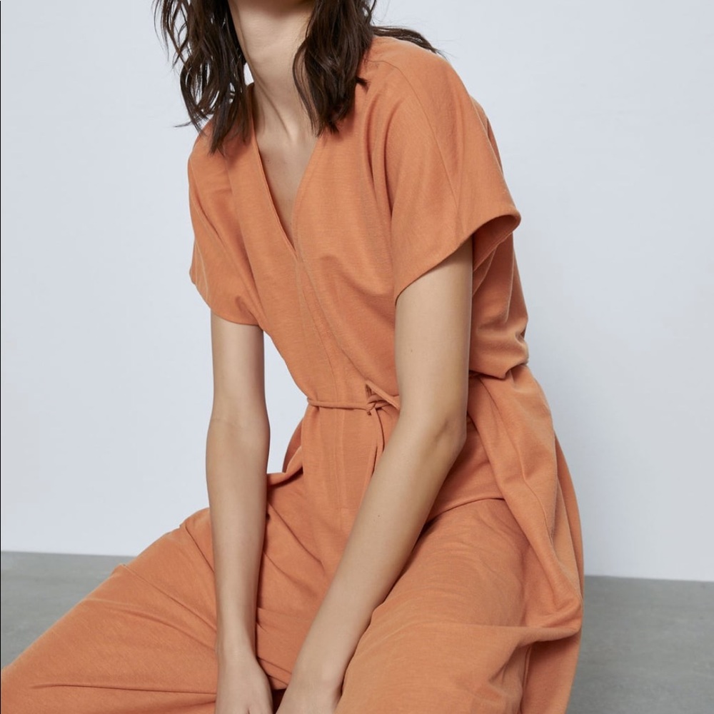 ZARA BNWT Long Full Cut Jumpsuit with Matching Belt - Picture 2 of 9